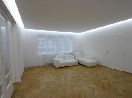 Pronájem bytu, 4+1, 142 m²