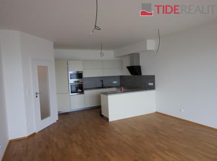 Pronájem bytu, 4+kk, 95 m²