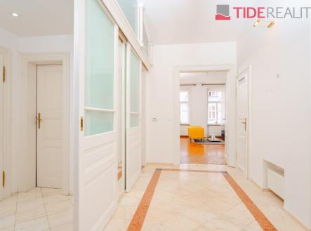 Pronájem bytu, 3+1, 120 m²