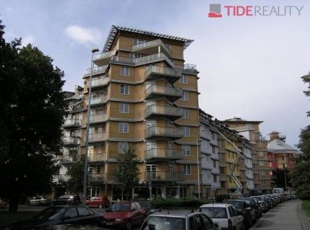 Pronájem bytu, 4+kk, 190 m²