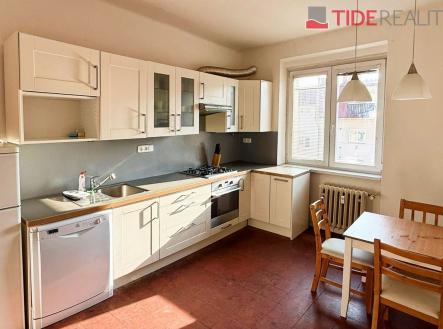 Pronájem bytu, 2+1, 56 m²