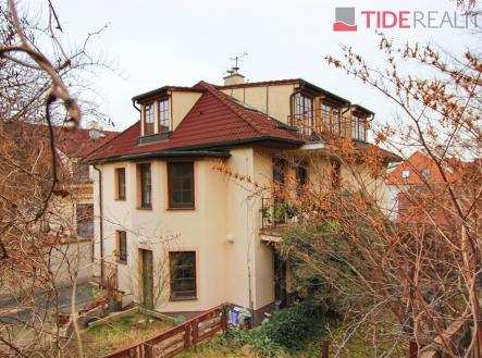 Pronájem domu/vily, 350 m²