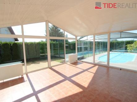 Pronájem domu/vily, 290 m²