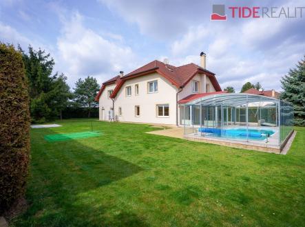 Pronájem domu/vily, 290 m²