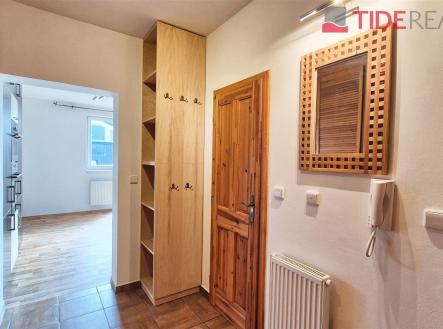 Pronájem bytu, 1+1, 46 m²