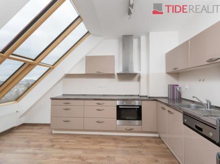 Pronájem bytu, 4+kk, 140 m²