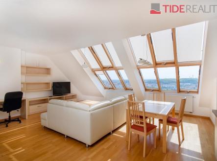 Pronájem bytu, 4+kk, 130 m²