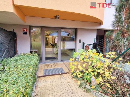 Pronájem bytu, 3+kk, 80 m²