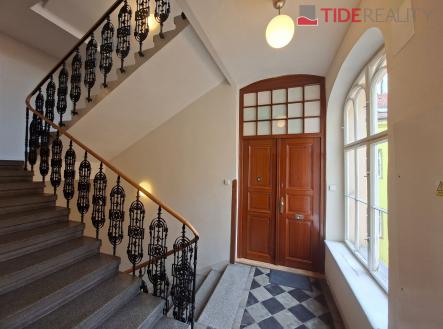 Pronájem bytu, 2+1, 70 m²