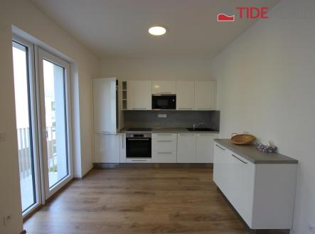 Pronájem bytu, 1+kk, 40 m²