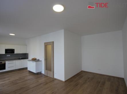 Pronájem bytu, 1+kk, 40 m²