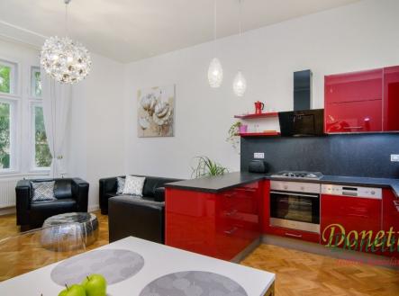 Pronájem bytu, 3+kk, 77 m²