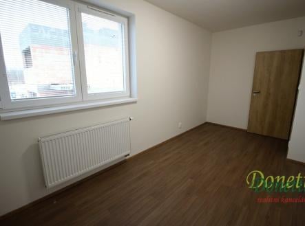 Pronájem bytu, 3+kk, 77 m²