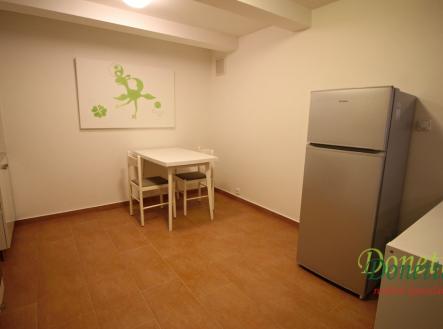 Pronájem bytu, 1+kk, 30 m²