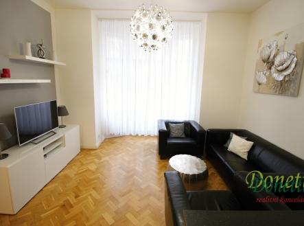 Pronájem bytu, 3+kk, 77 m²