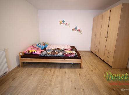 Pronájem bytu, 2+kk, 77 m²