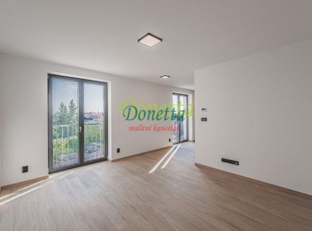 Pronájem bytu, 1+kk, 37 m²