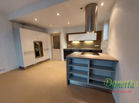 Pronájem bytu, 3+kk, 76 m²