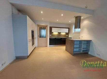 Pronájem bytu, 3+kk, 76 m²