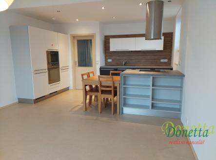 Pronájem bytu, 3+kk, 76 m²