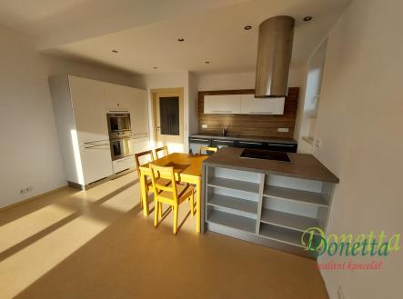 Pronájem bytu, 3+kk, 76 m²