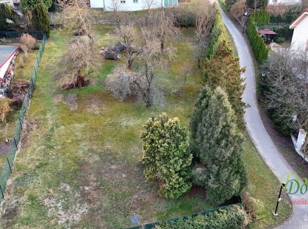 Pronájem pozemku, zahrada, 1 000 m²