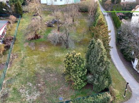 Pronájem pozemku, zahrada, 1 000 m²
