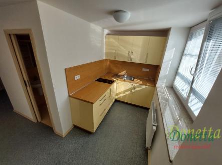 Pronájem bytu, 2+1, 60 m²