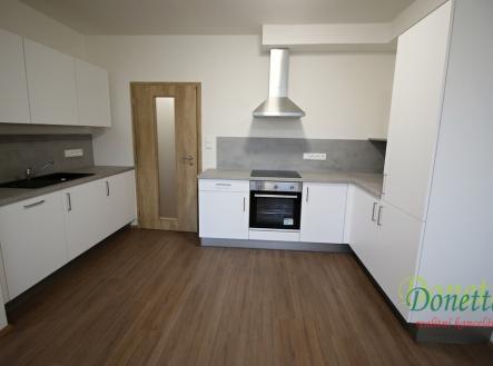 Pronájem bytu, 3+kk, 77 m²