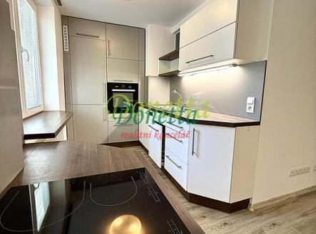 Pronájem bytu, 2+kk, 55 m²