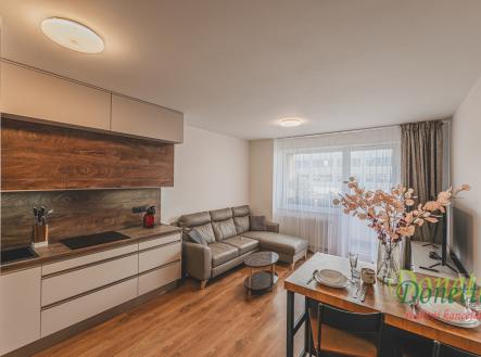 Pronájem bytu, 2+kk, 54 m²