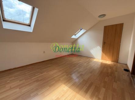 Pronájem bytu, 3+kk, 85 m²