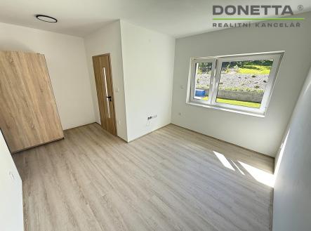 Pronájem bytu, 1+1, 30 m²