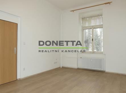 Pronájem bytu, 2+1, 77 m²