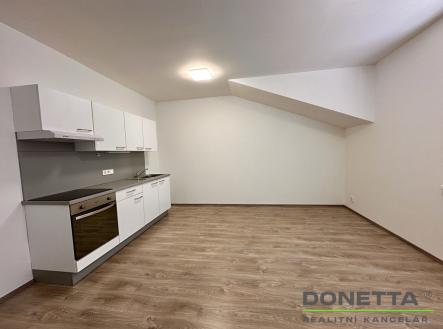 Pronájem bytu, 1+kk, 34 m²