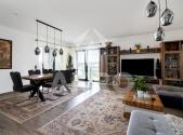 Prodej bytu, 4+kk, 131 m²