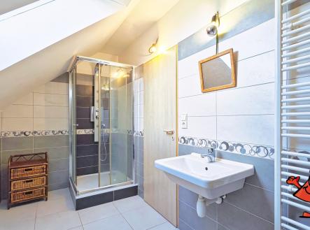 Prodej domu Chotoviny u Tábora - koupelna IB