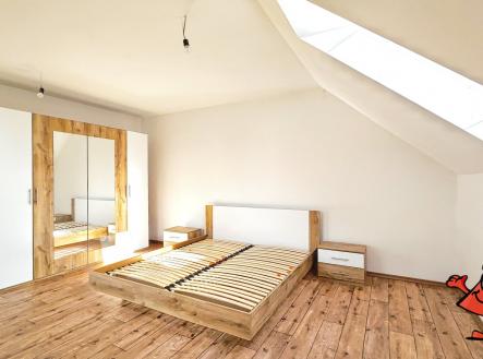 Prodej domu Chotoviny u Tábora - ložnice