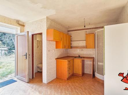 Prodej domu Chotoviny u Tábora - předsíň dolní