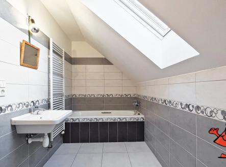 Prodej domu Chotoviny u Tábora - koupelna IA