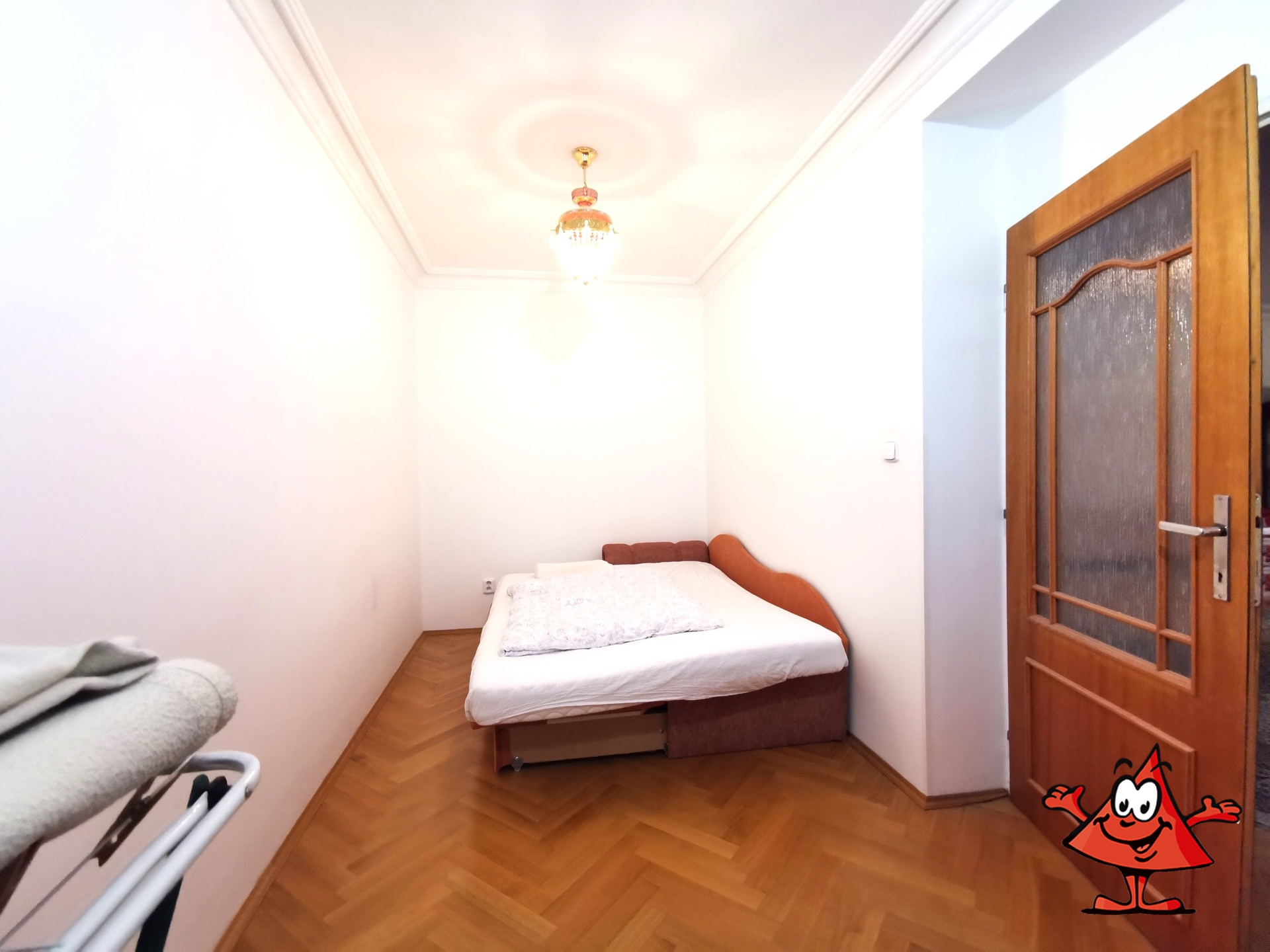 Pronájem bytu 5+1 v ulici Přádova, Praha 8 - další ložnice 2