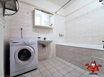 Pronájem bytu 2+KK, Praha 9, ulice Terezínská - koupelna