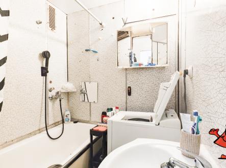 Prodej bytu Praha 9 Střížkov Rumburská - koupelna