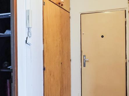 Prodej bytu Praha 9 Střížkov Rumburská - předsíň