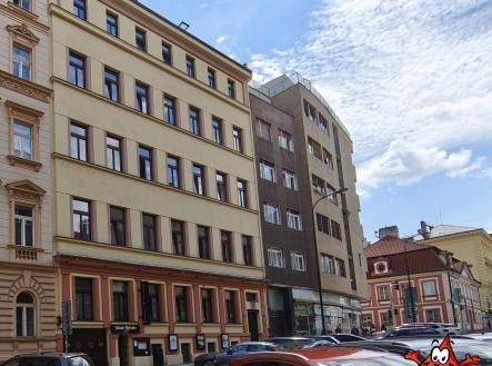 Na pronájem kanceláře 2+KK Štěpánská, Praha 1 - budova