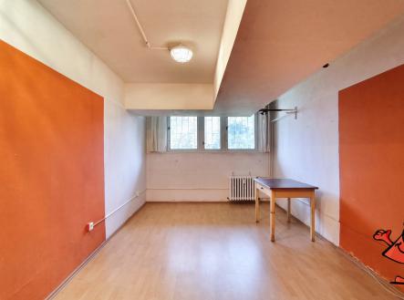 Pronájem komerčního objektu, sklad, 15 m²