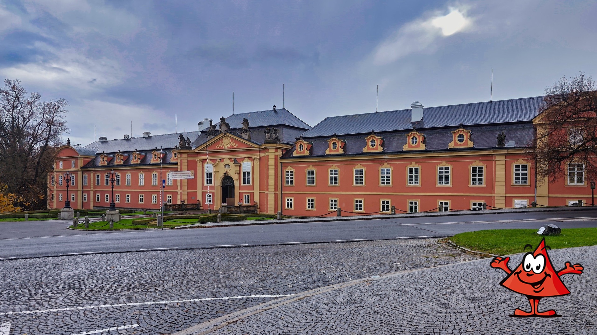 Pronájem zámecké restaurace zámku Dobříš - zámek I