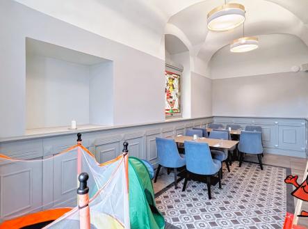 Pronájem zámecké restaurace zámku Dobříš - salonek II