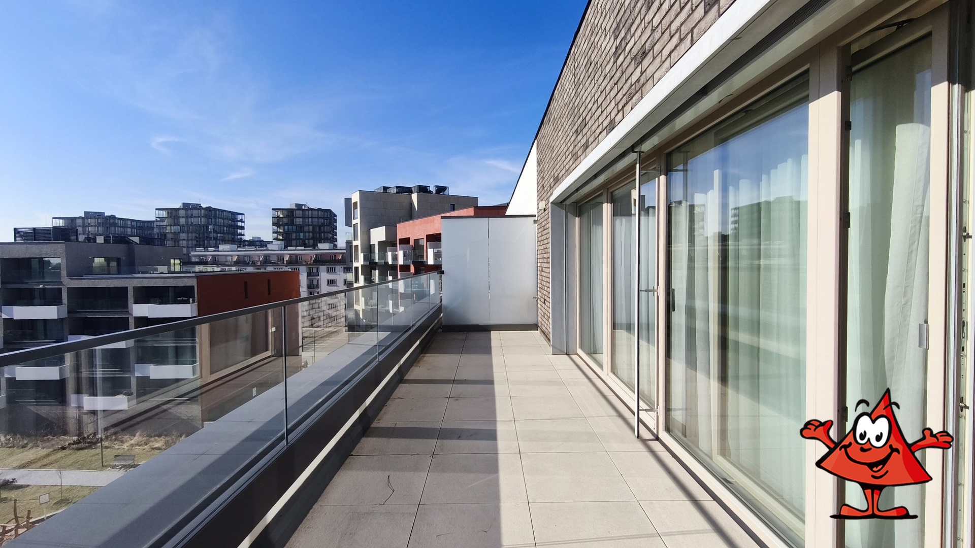 Malešická 3+KK s Terasou a 2x gar - terasa