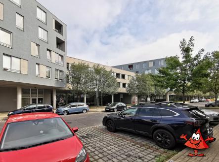 Prodej bytu Praha 9 Kostomlatská - dům